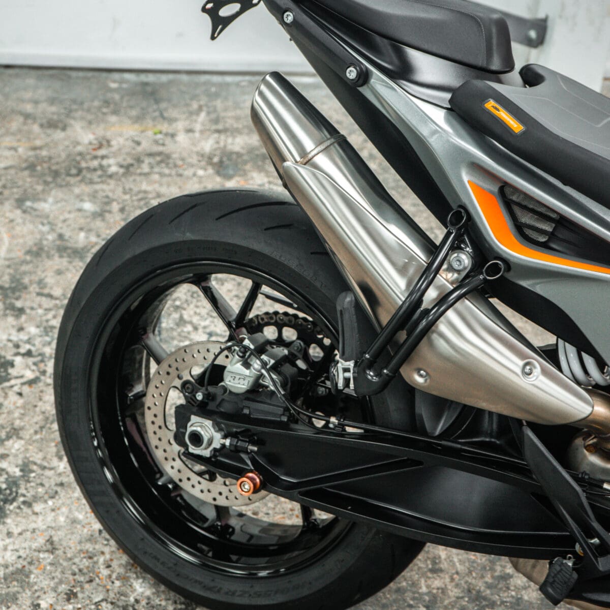 WIN THIS READY TO RACE KTM DUKE 790 FOR 99P💰 - Image 4